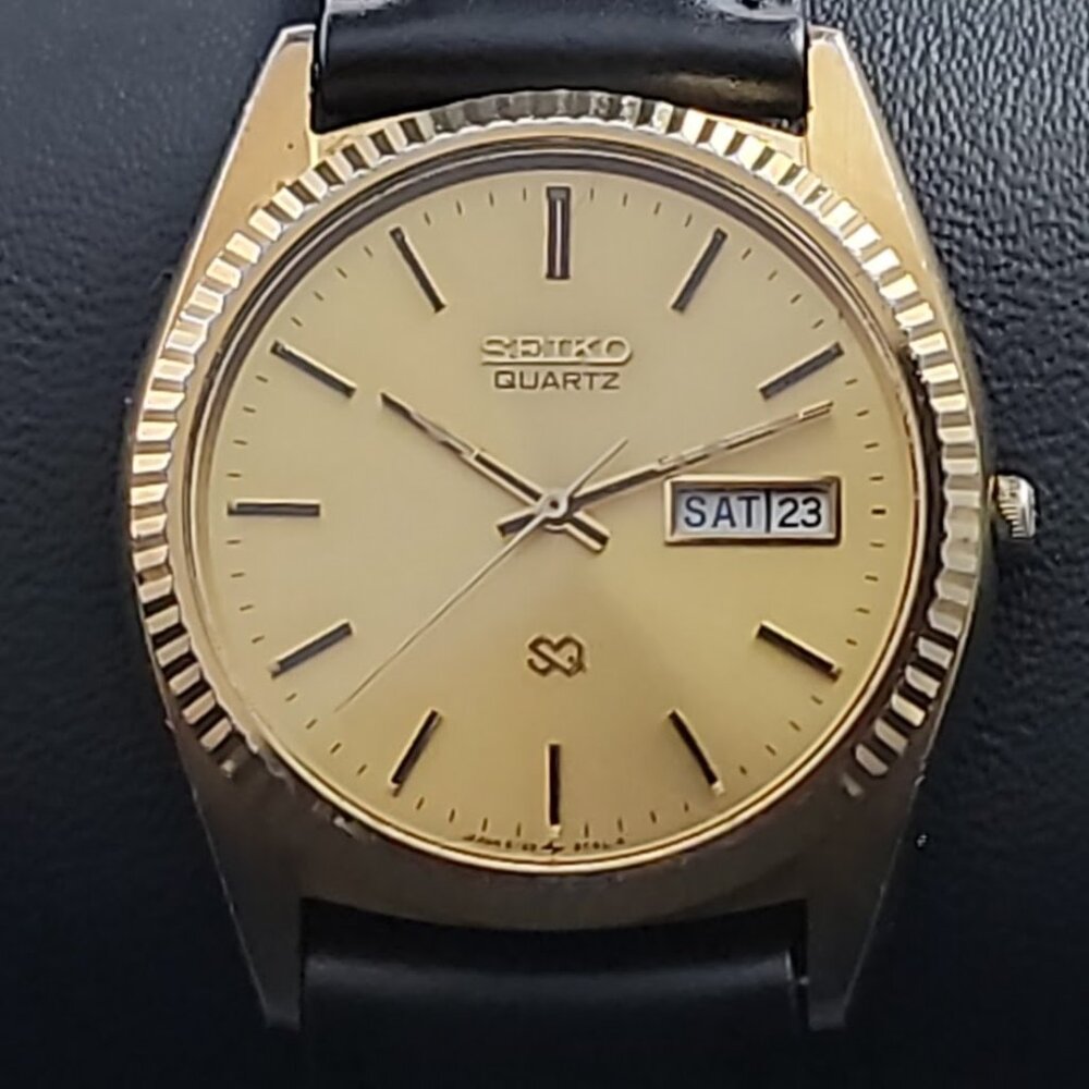 Vintage Seiko Quartz Gold-Tone Day Date Men’s Watch – Black Leather Strap